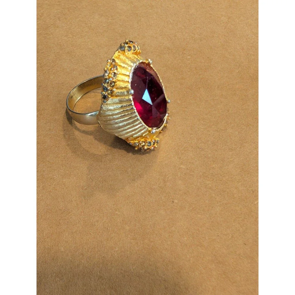 Vintage Women's Gold Tone Cocktail Statement Ring Ruby Red Rhinestone Adjustable